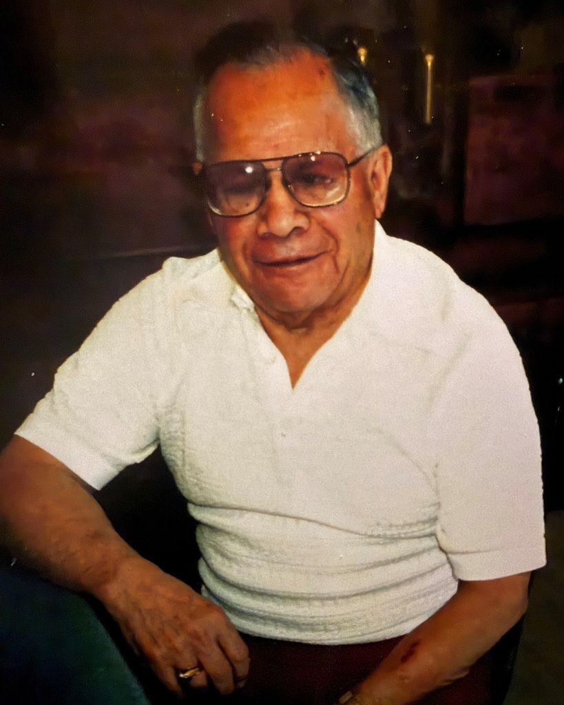 Albert Michael Acuña Profile Photo