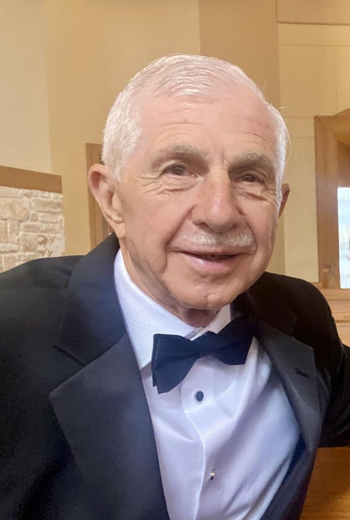 Thomas "Tom" Schneider Profile Photo