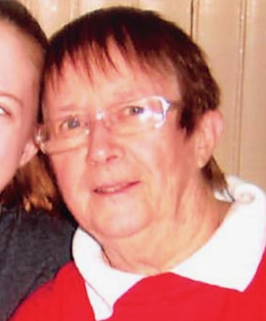 Elizabeth "Betty" Lamoreaux