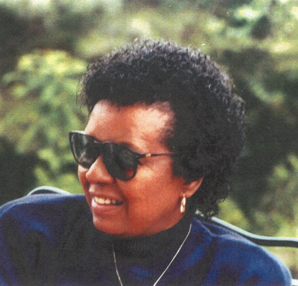 Dorothy M. (Maddox)  Bray