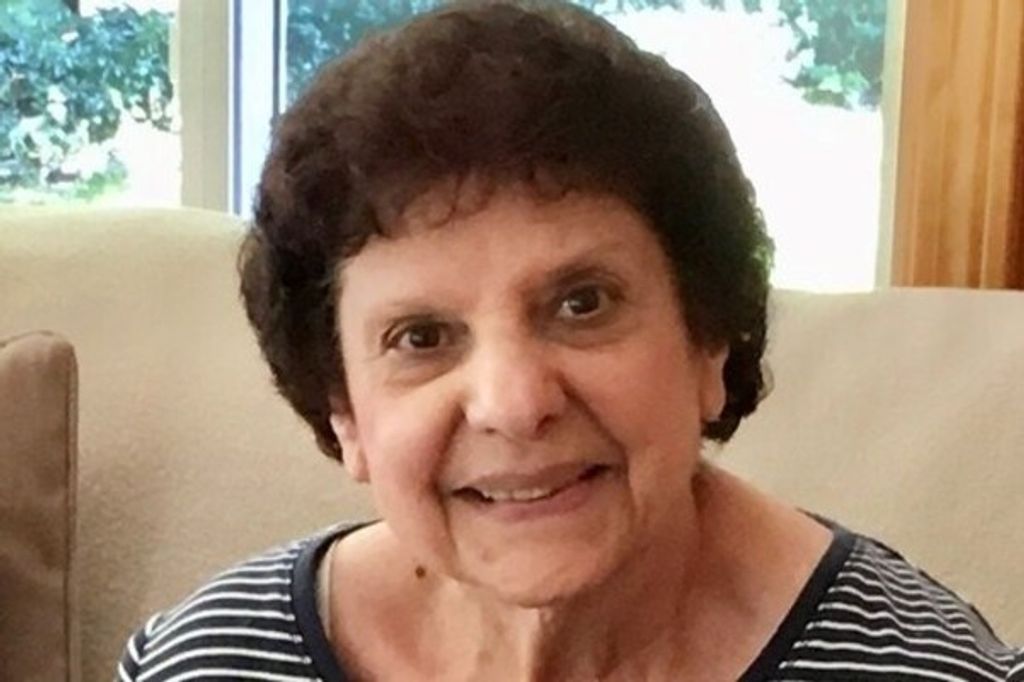 Connie Behnke Profile Photo