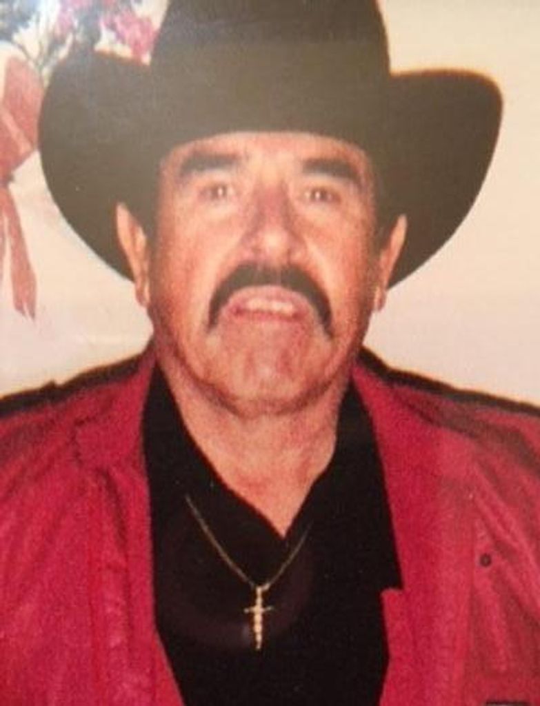 Romualdo Olivares Profile Photo