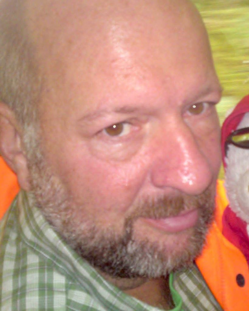 James Robert Scarbrough Profile Photo