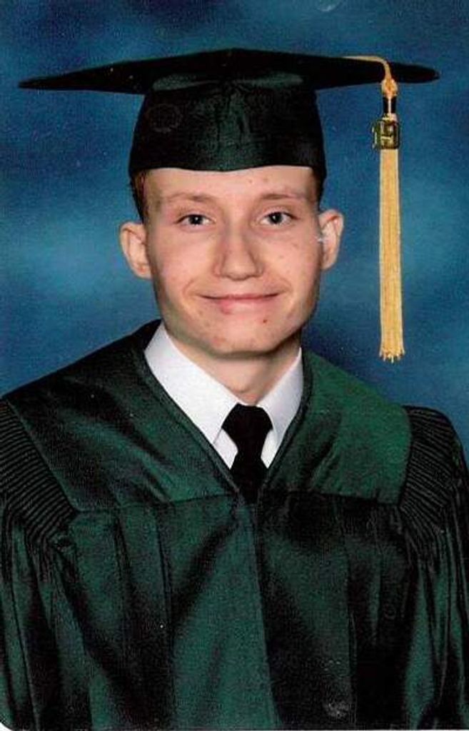 Christopher Nathan Hille Profile Photo