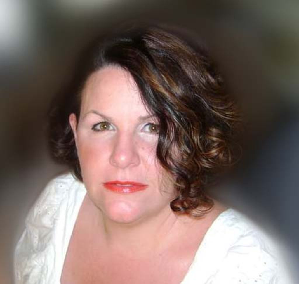 Karyn Elizabeth Knight