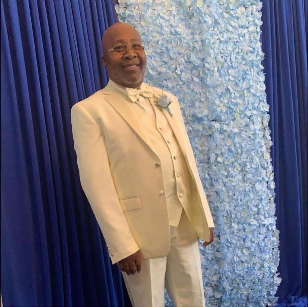 Rev. Hugh Lee "Lil Rev" Dent Profile Photo
