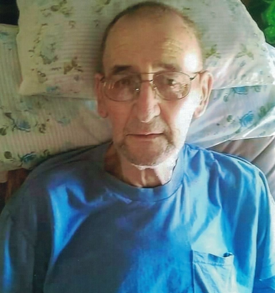 Arnold R Simns