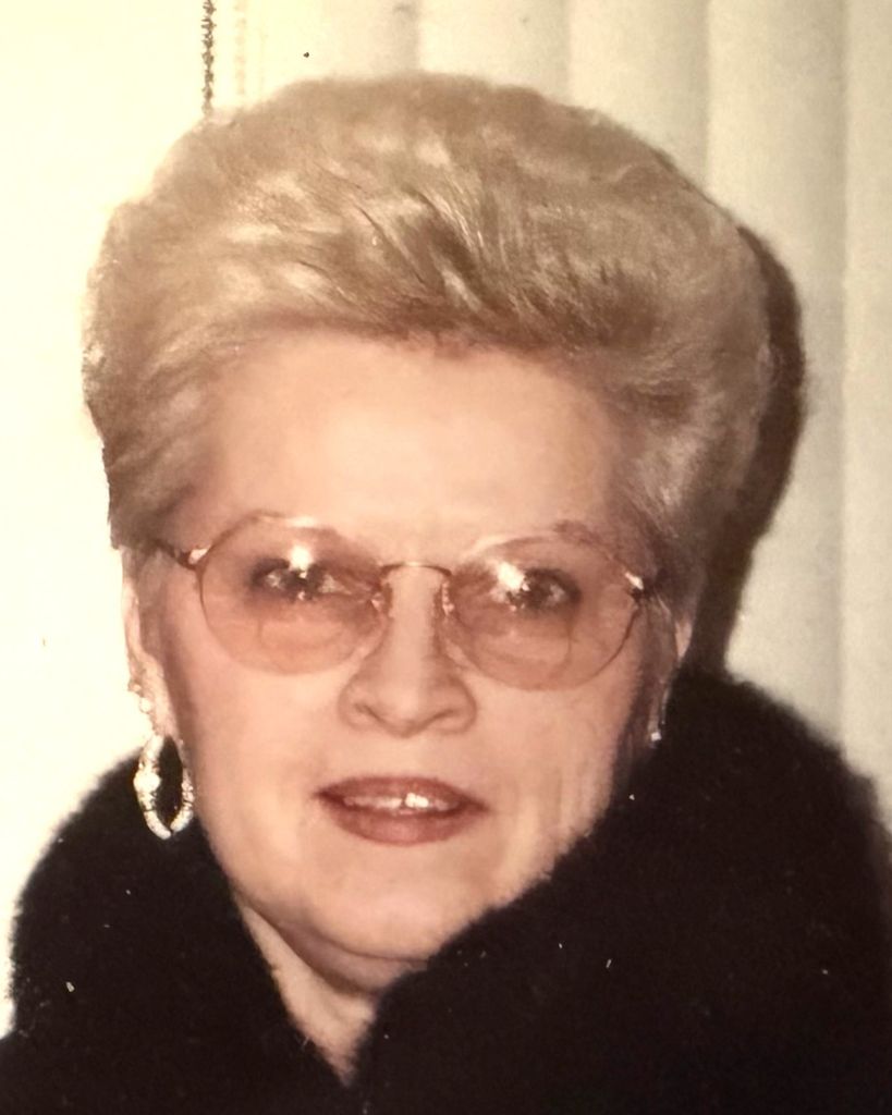 Rosalie Evelynne Schatz