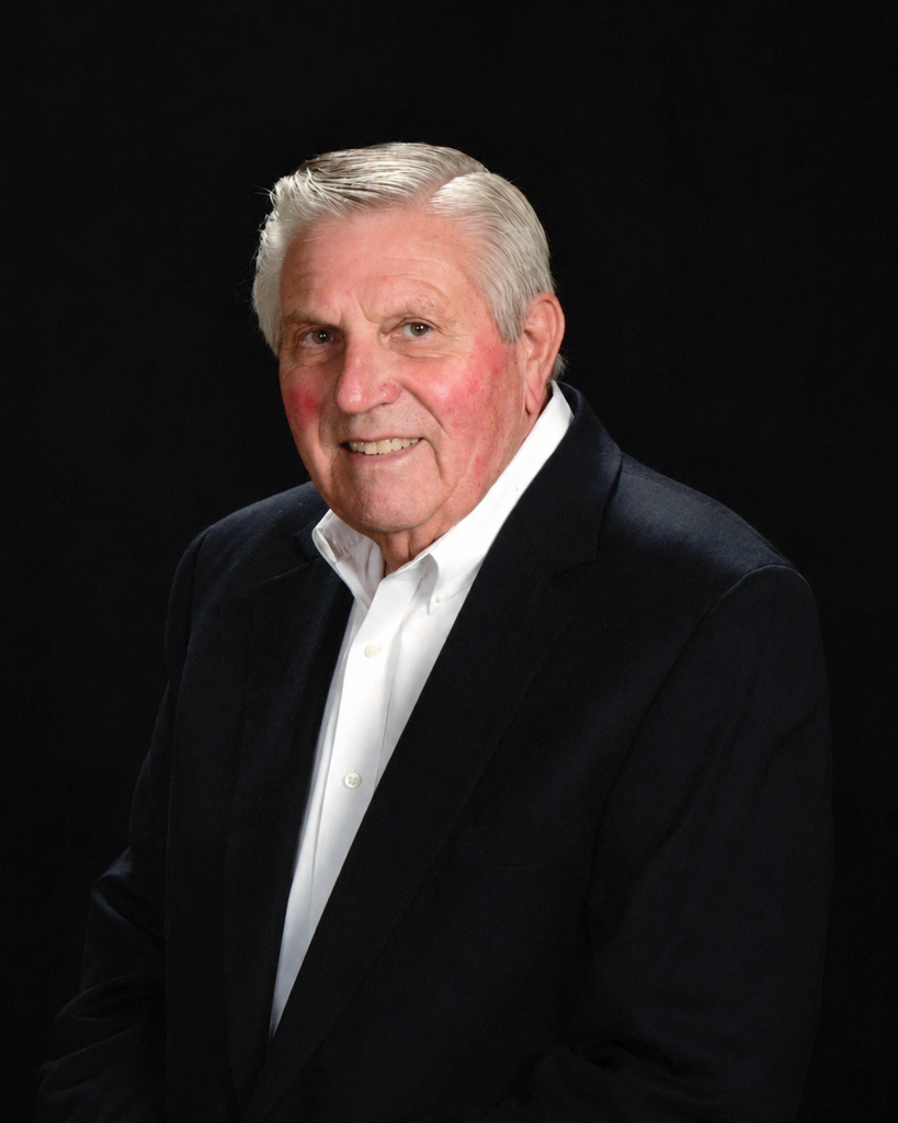 Robert Oliver Profile Photo