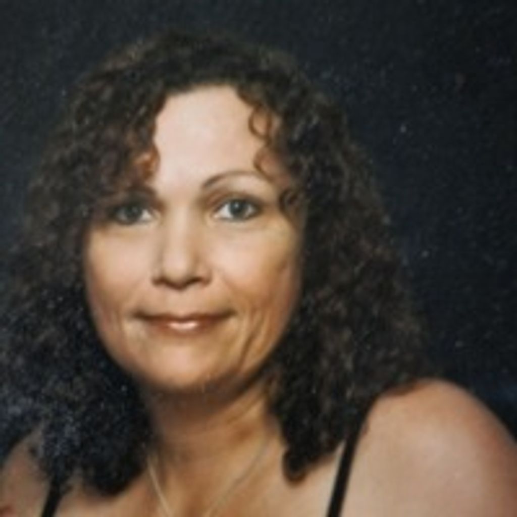 Christina Carmona Profile Photo
