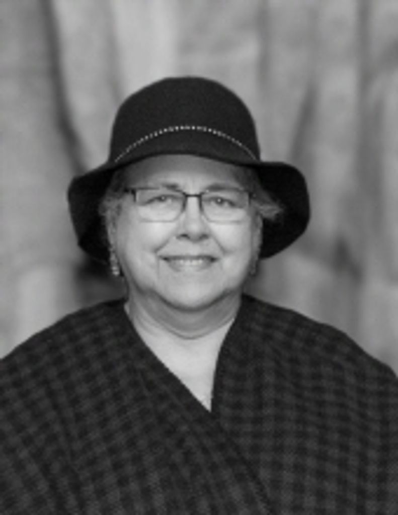 Leona Michele "Miki"  Ross Clemens