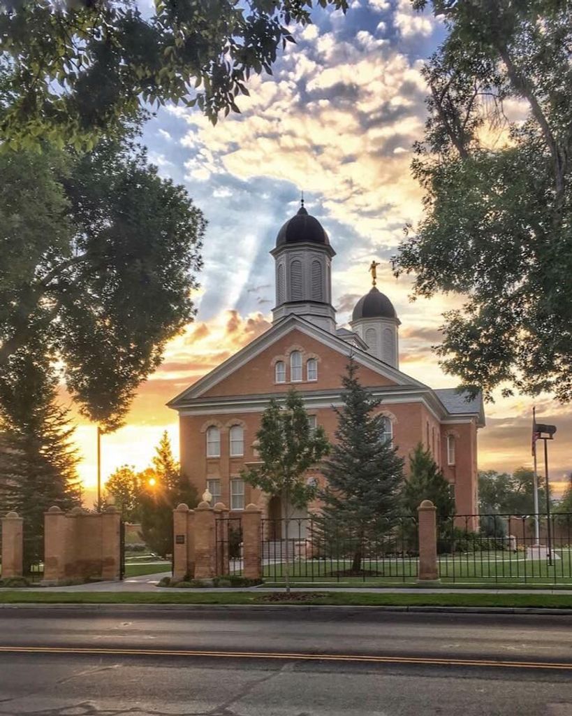 Frances "Dahn " Caldwell