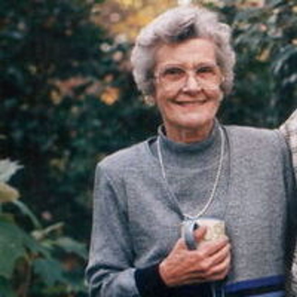 Julia Black Strader