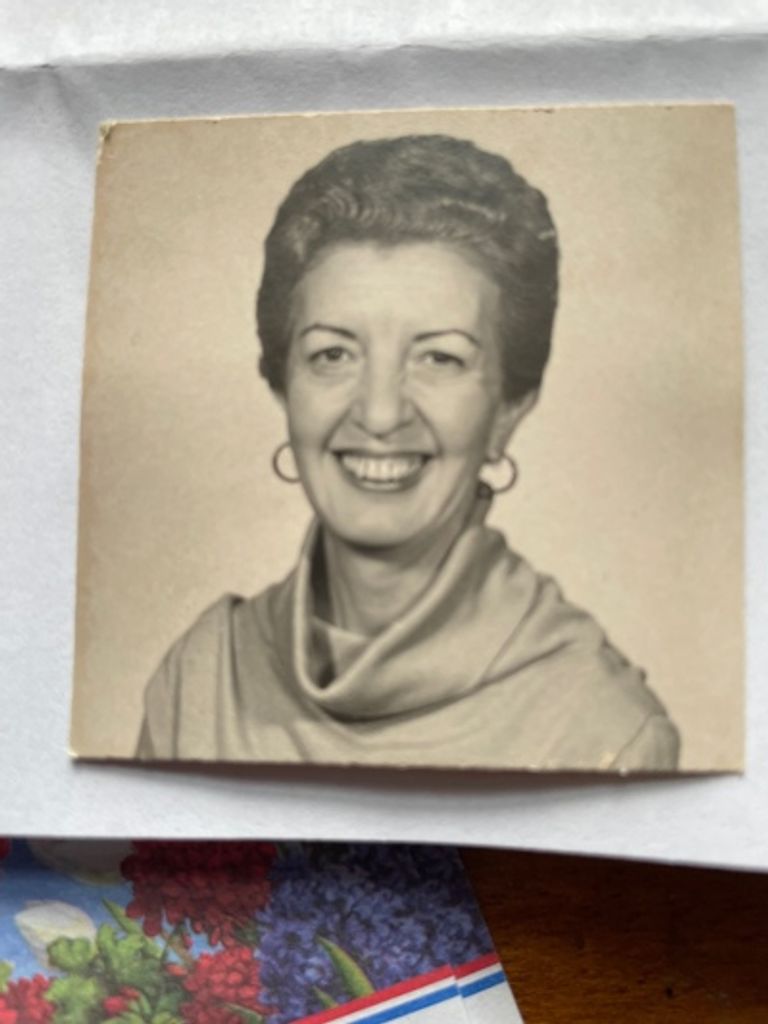 Elizabeth "Lee" Marino Profile Photo