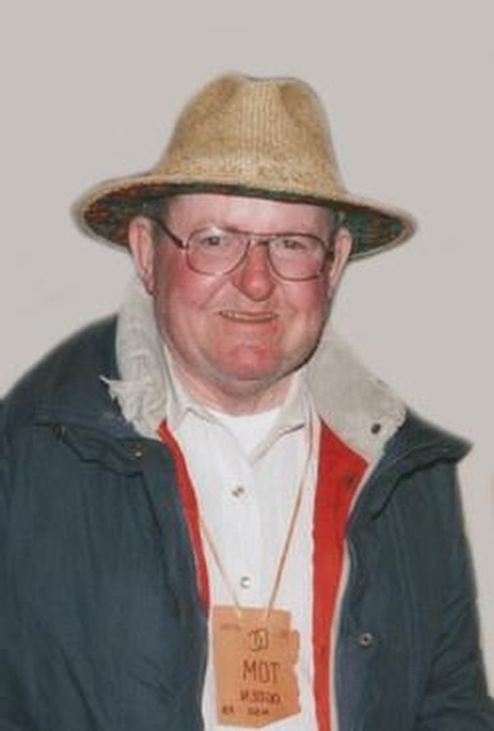 Thomas Ogden Profile Photo