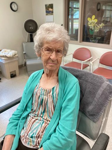 Violet Rosa Brown Profile Photo