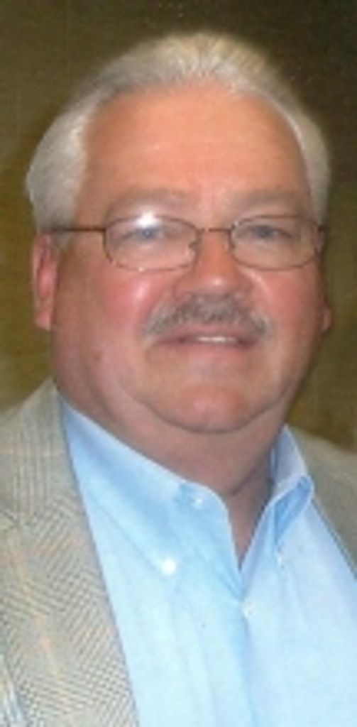 Robert W. Zavislak