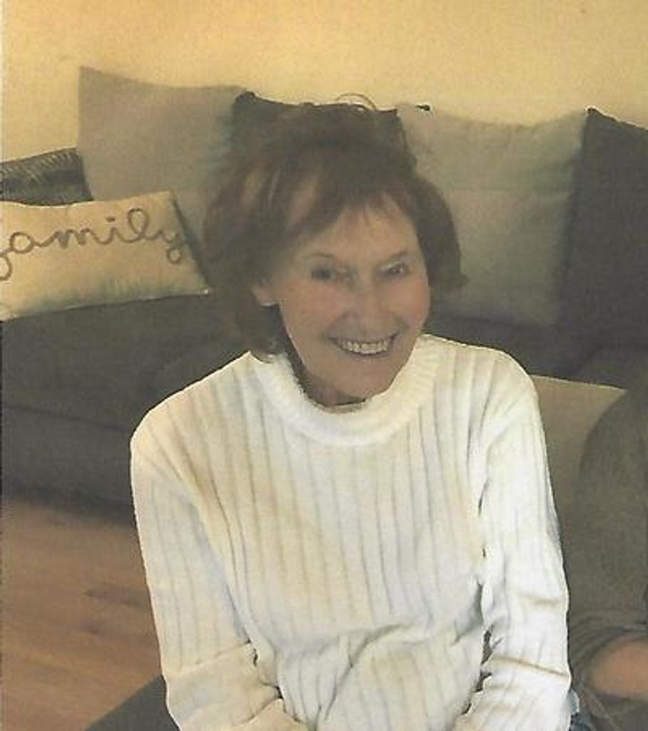Anne Thomas (Nee Ruczak) Profile Photo