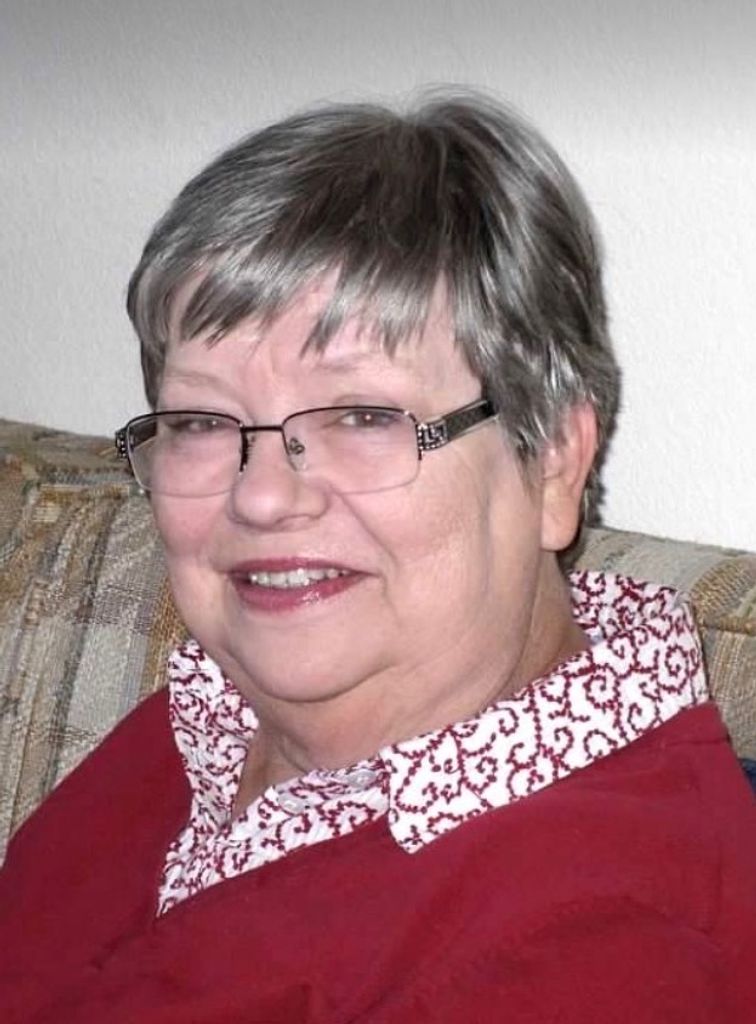 Carolyn Frank Benton
