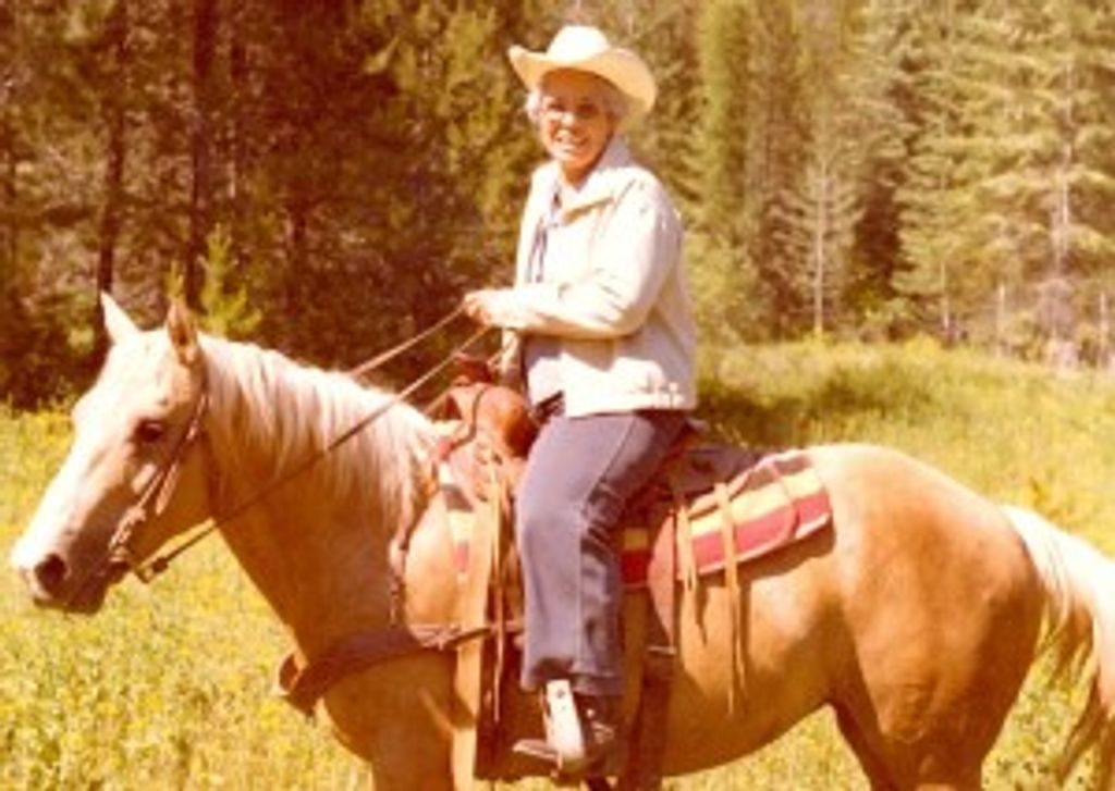 Mary Elsie Carlson