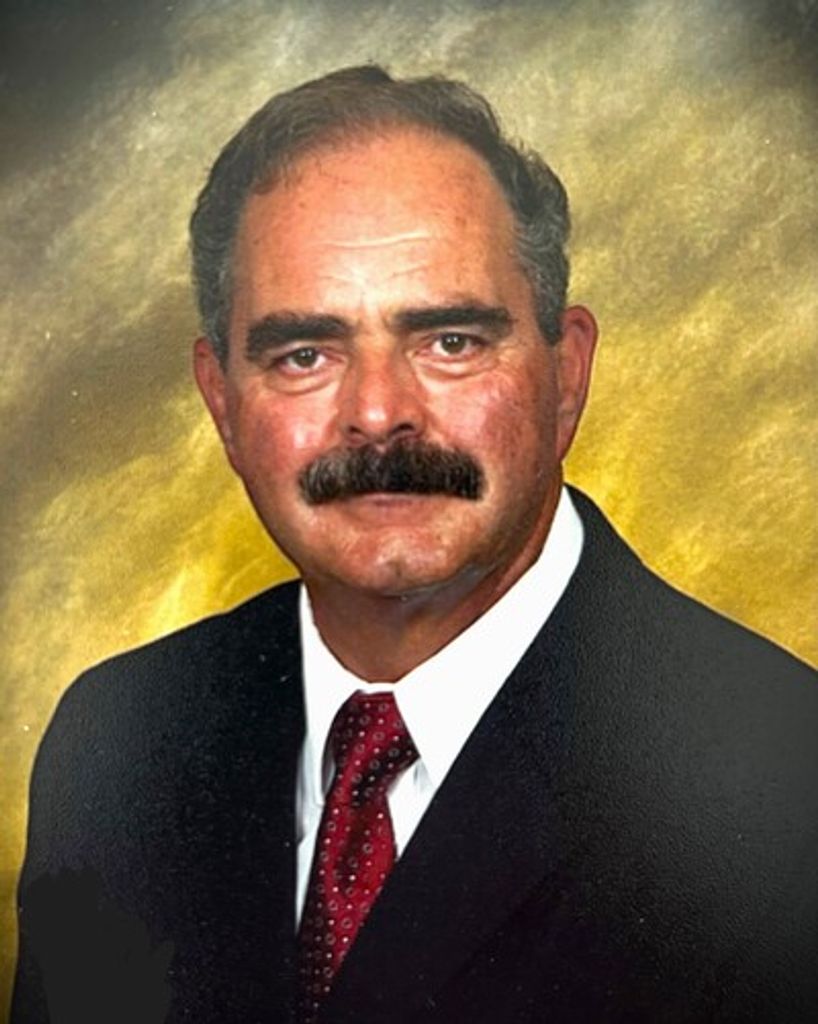 Dennis Robert Combs Profile Photo