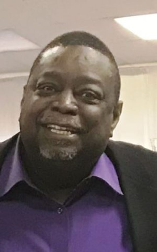 Larry Manley Profile Photo