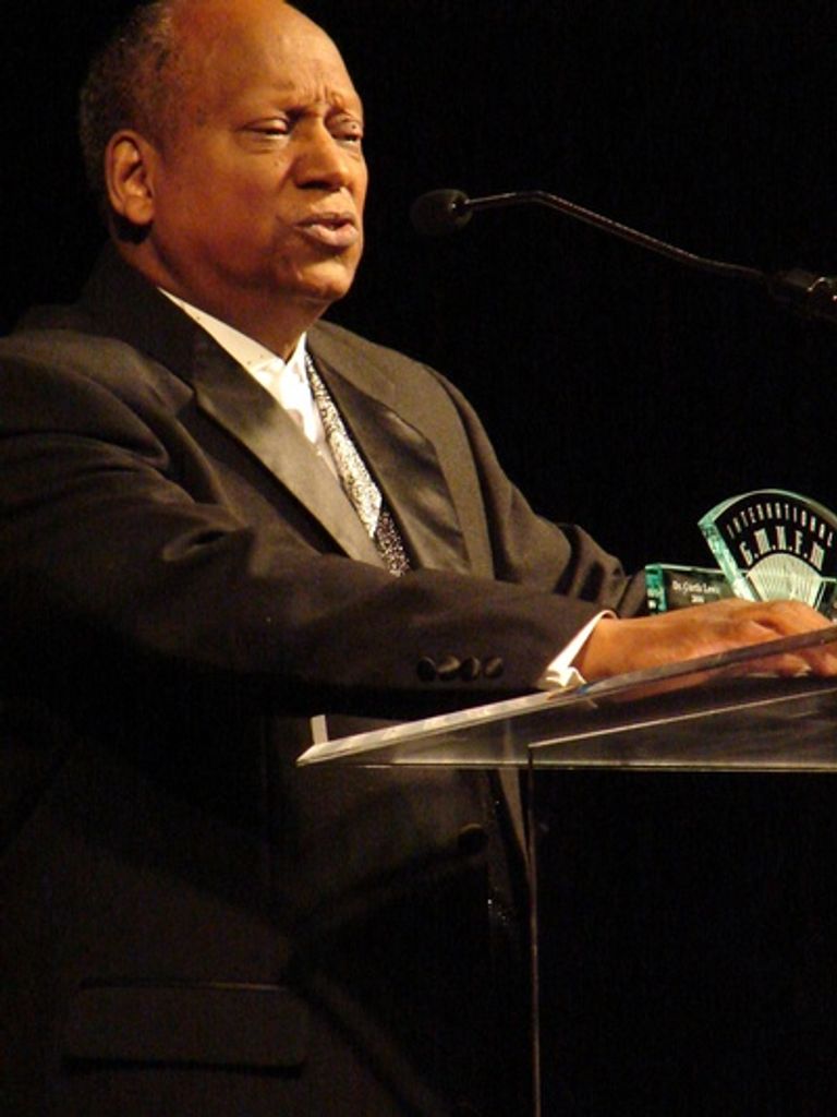 Dr. Curtis Lewis Profile Photo
