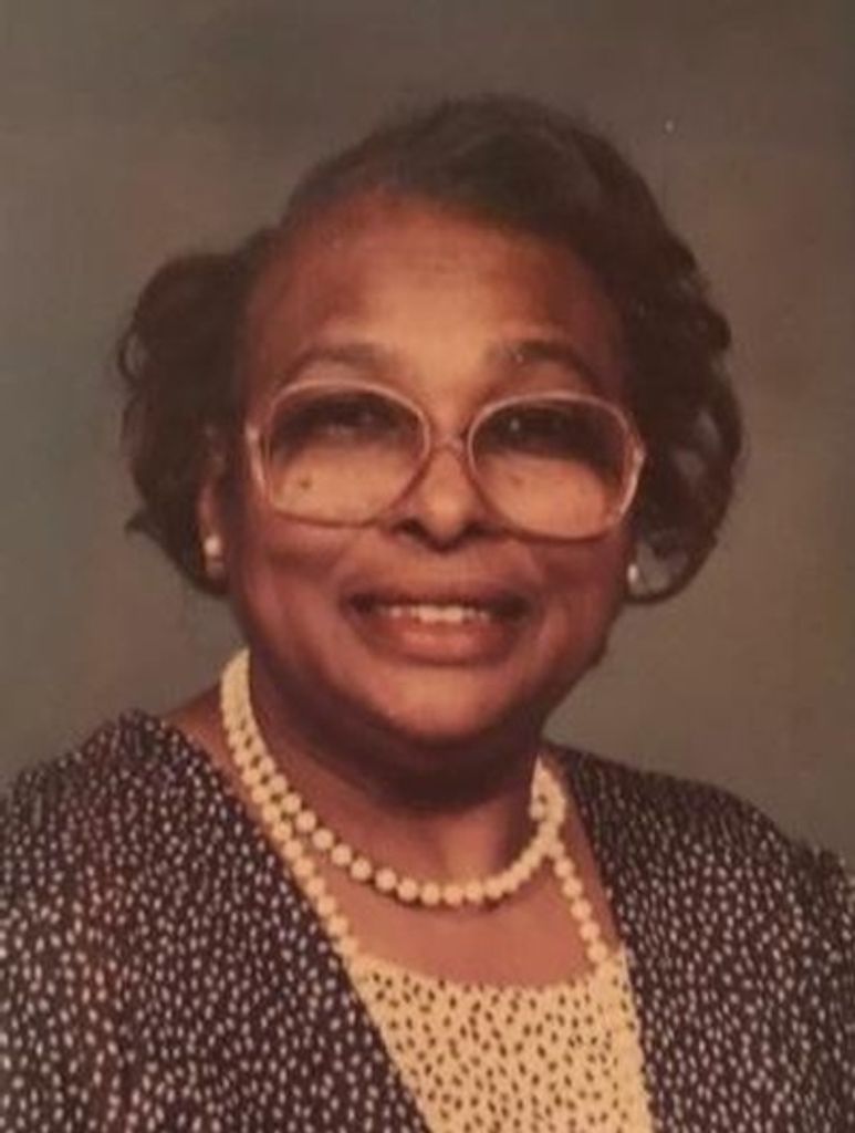 Annie Lee Senter Profile Photo