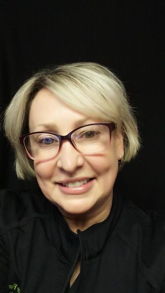 Diane L. Pesut Profile Photo