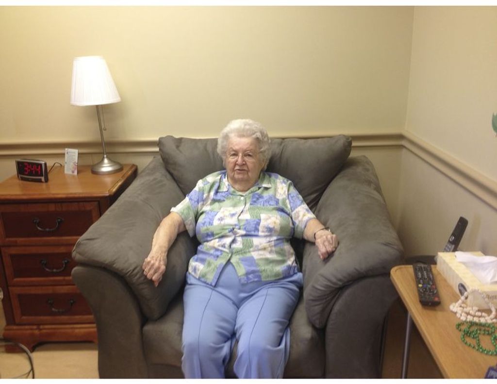 Della Latshaw Profile Photo