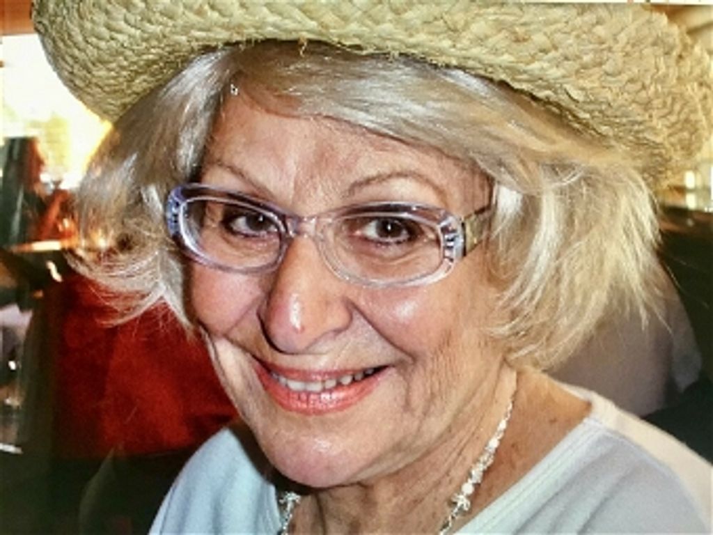 Iris "Irie" Kastner
