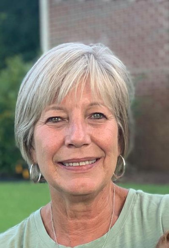 Robin Cobb Ellis Profile Photo