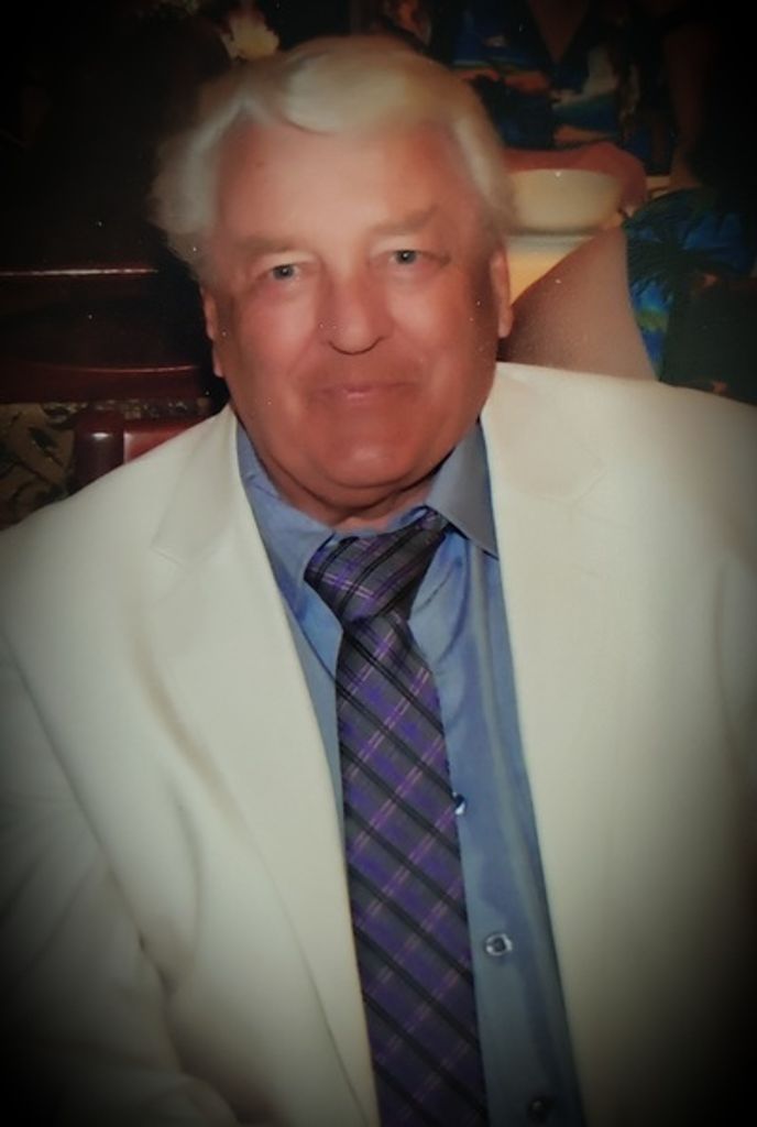Raymond Lee Profile Photo