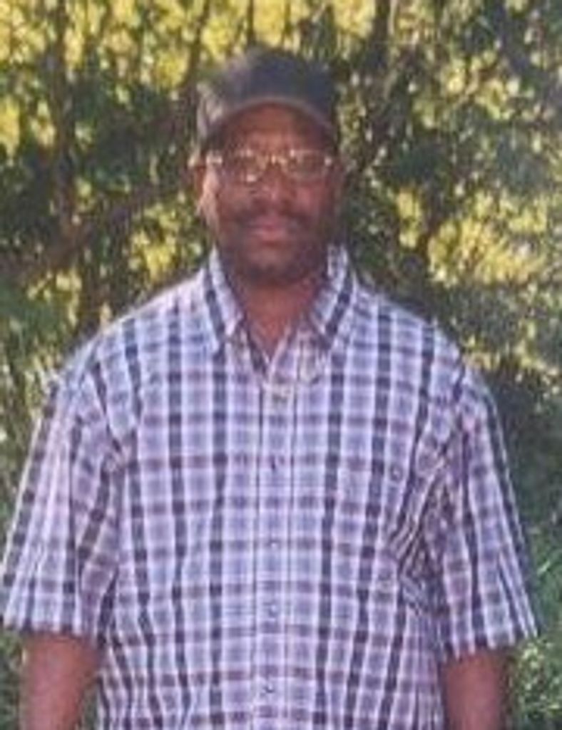 Willie Earl Sims Profile Photo