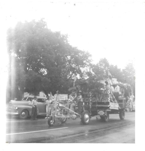 Larry Eugene Medek photo gallery thumbnail 14 of 86