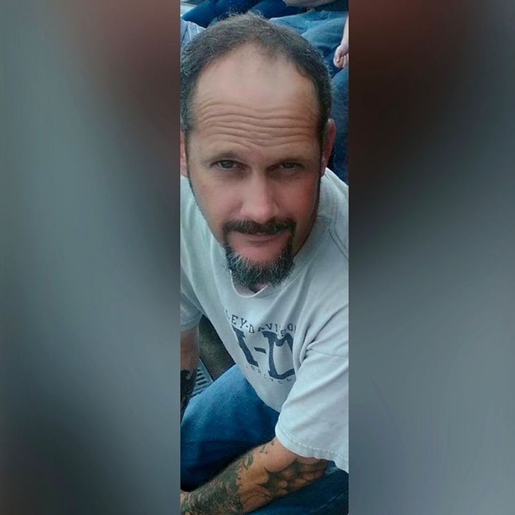 Michael "Mikie" Lee Thomason Profile Photo