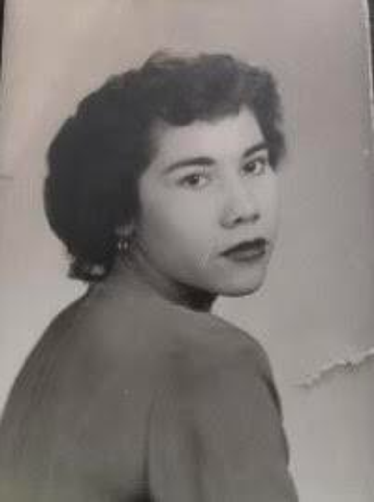 Ciprana Flores