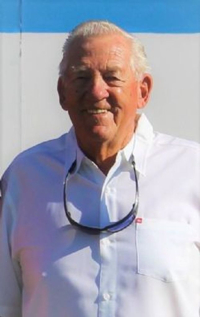 Manuel  Richard Guerra