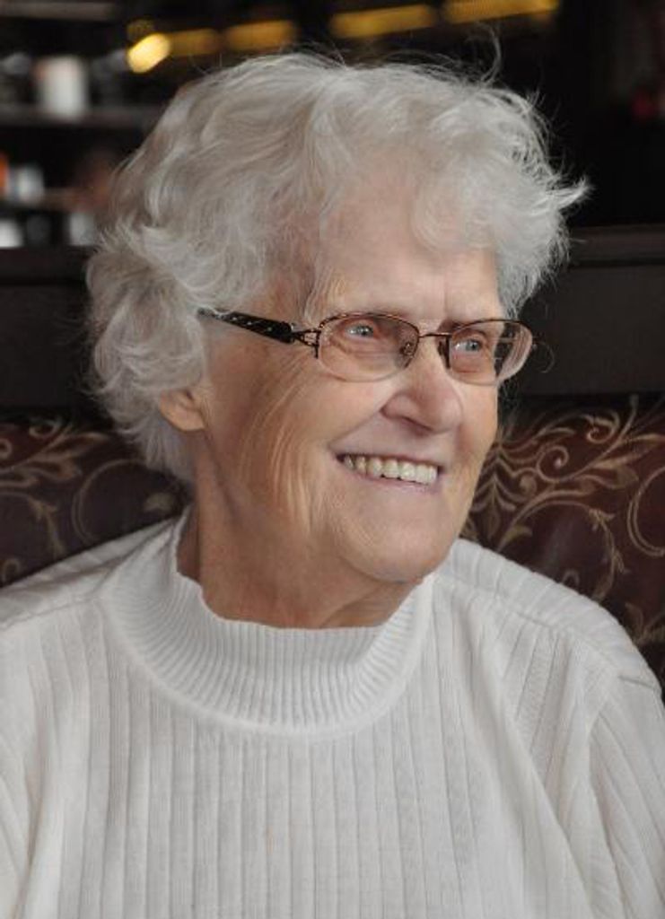 Vivian Ann (Wendt)  Ogden