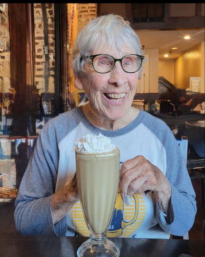 Anita Elizabeth Lewis's obituary image