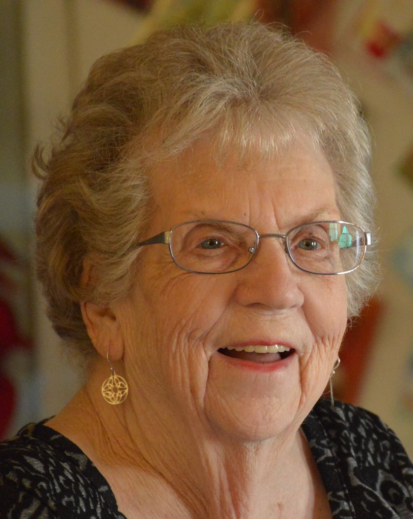 Carolyn (Gills)  Ambrose