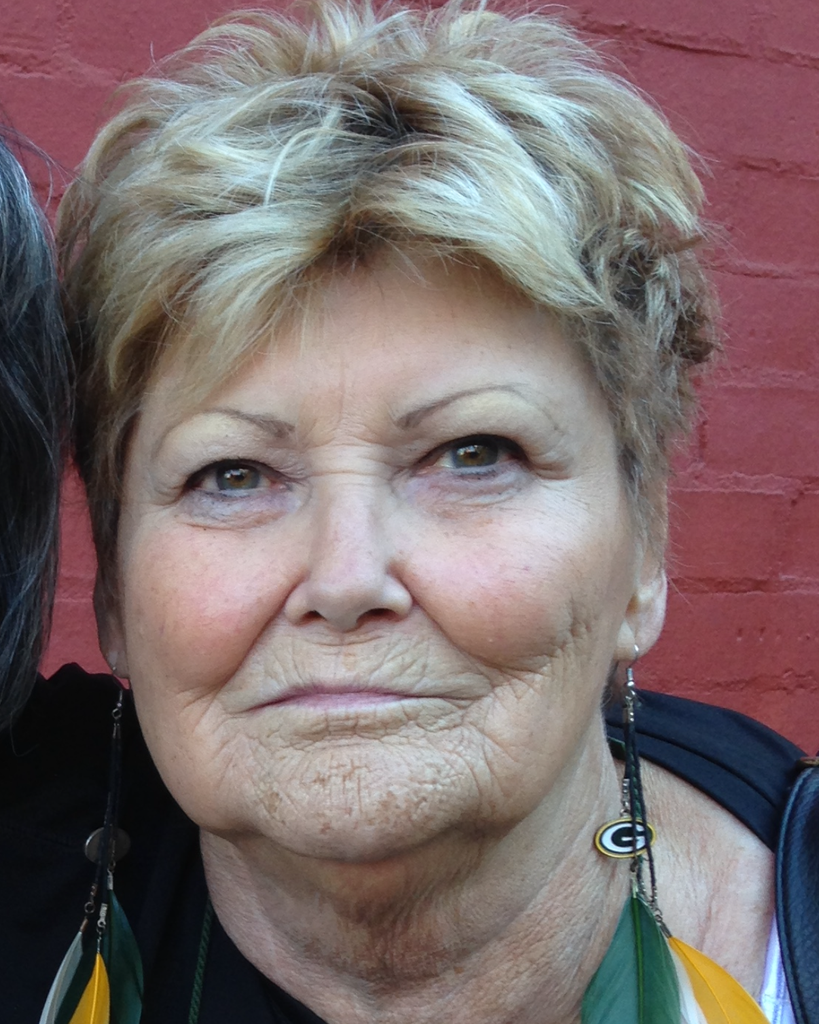 Ester Marie Kobylarczyk Profile Photo