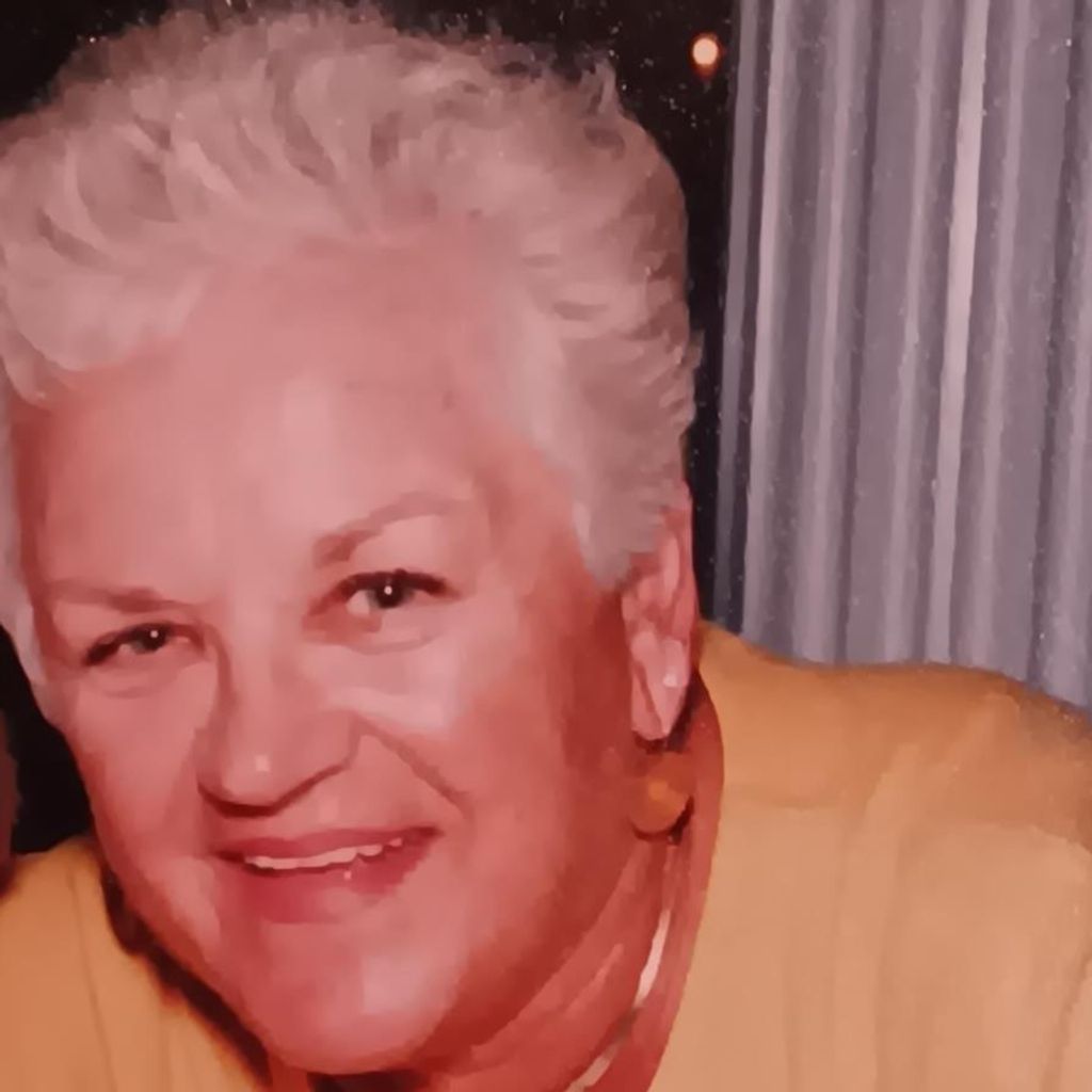 Mary Lou Burke