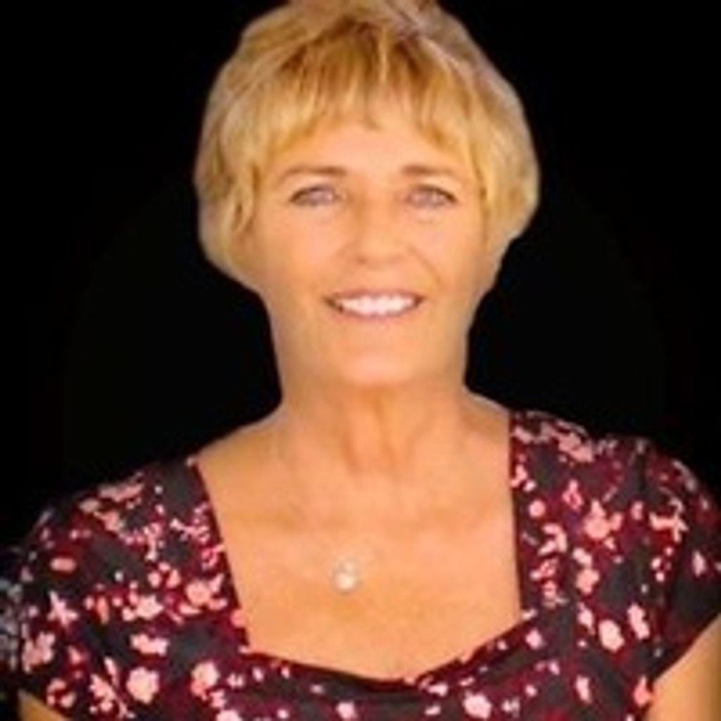 Darlene Calhoun