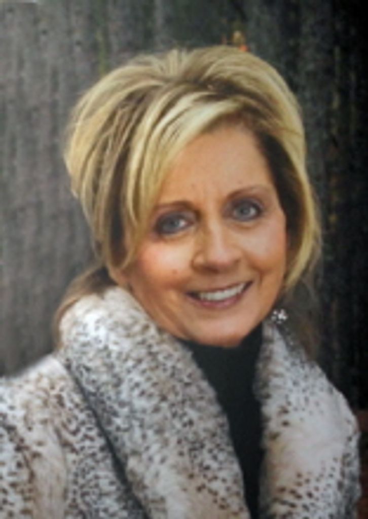 Denise J. Doggett (Miller)