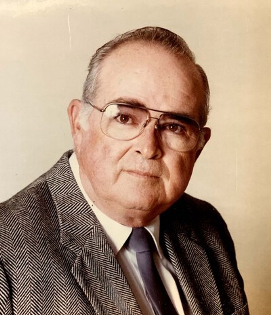 Thomas Armstrong Profile Photo
