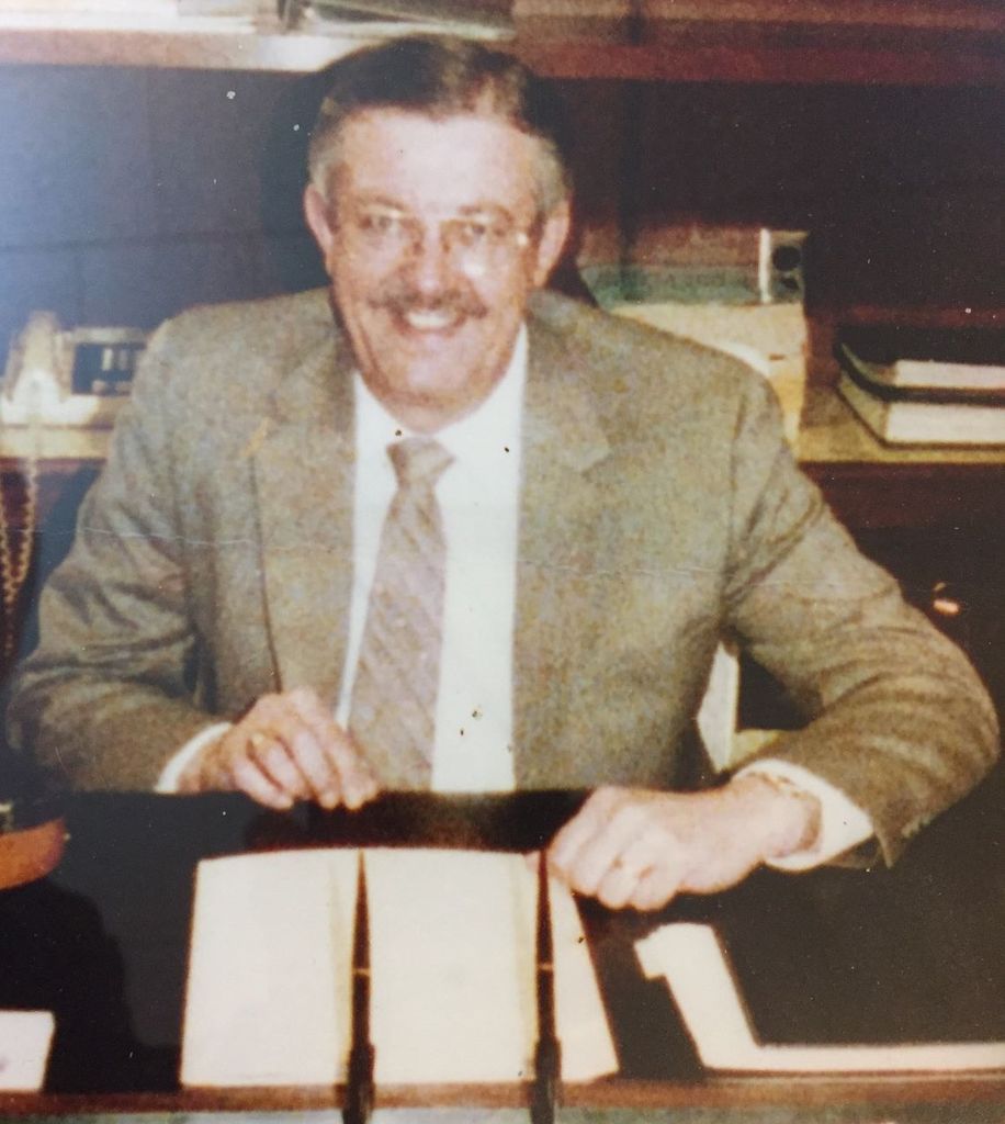 Robert L. Hammond