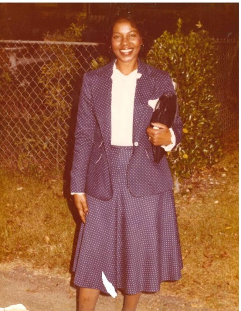 Margaret M. Ellis Larrymore