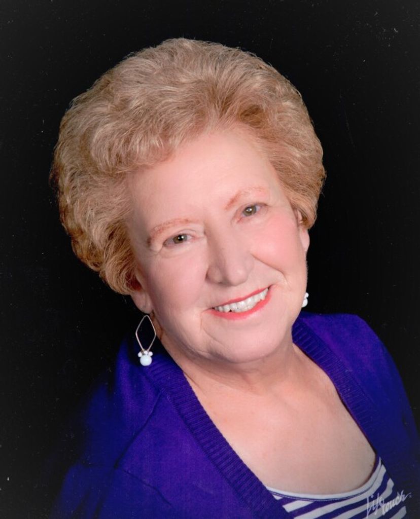 Stella Downey Profile Photo