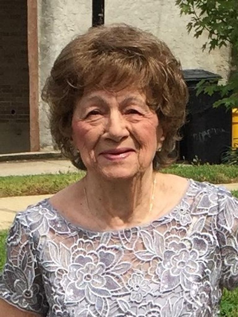 Julia I Ummarino Profile Photo